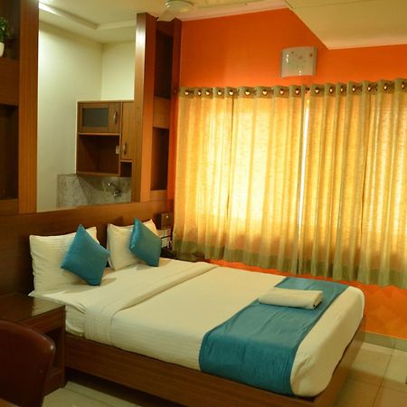 Cubbon Suites - 10 Minute Walk To Mg Road, Mg Road Metro And Church Street Bangalore Eksteriør billede